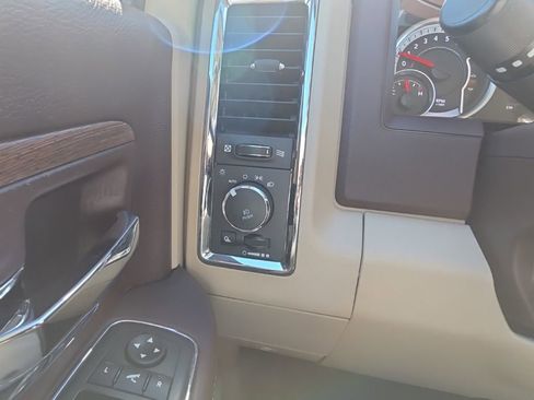 Used 2018 RAM 2500 Laramie w/ Off Road Package image 4