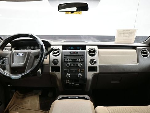 Used 2010 Ford F150 XLT AWD/4WD image 12