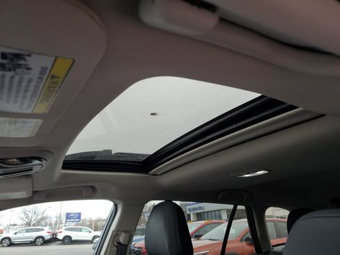 Certified 2023 Subaru Outback Limited image 15