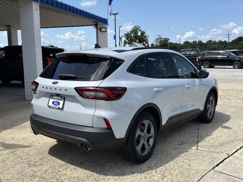 Used 2025 Ford Escape ST-Line FWD image 7