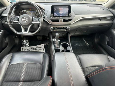 Used 2024 Nissan Altima 2.5 SR image 11