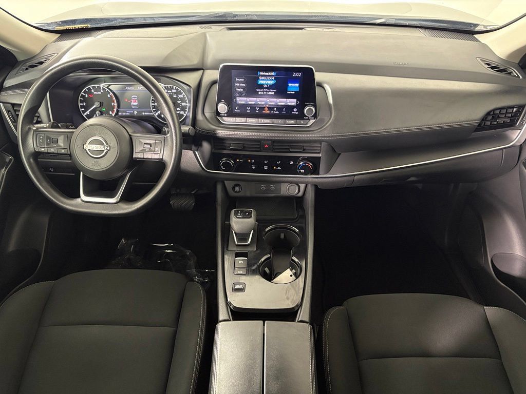 Used 2024 Nissan Rogue S FWD image 32
