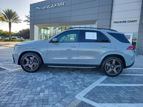 Used 2025 Mercedes-Benz GLE 450e 4MATIC image 2