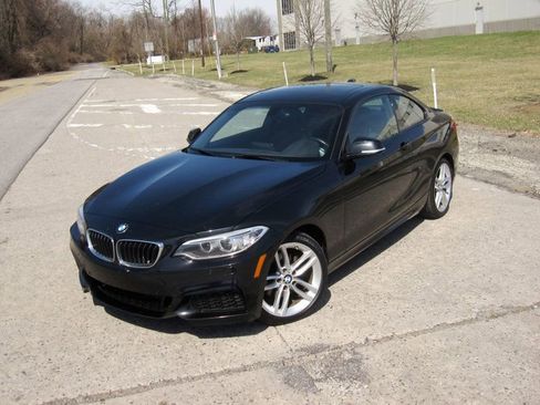Used 2015 BMW 228i xDrive Coupe w/ Premium Package image 4