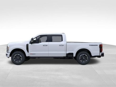 New 2026 Ford F350 Platinum w/ Tremor Off-Road Package AWD/4WD image 4