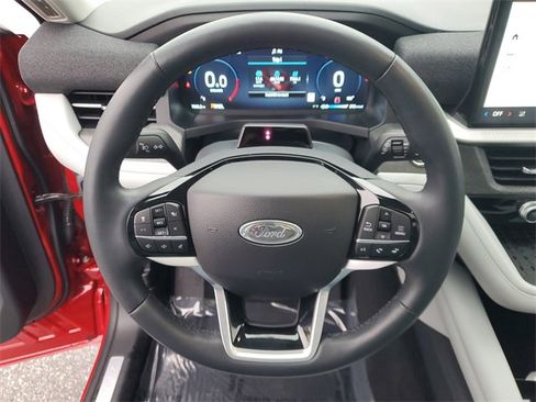 Used 2025 Ford Explorer Platinum w/ Ultimate Package image 22