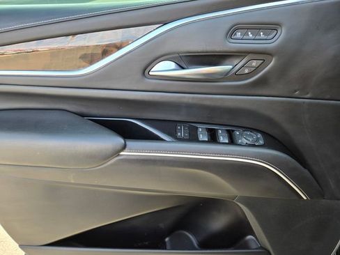 Used 2021 Cadillac Escalade Sport Platinum w/ Heavy-Duty Trailer Package AWD/4WD image 25