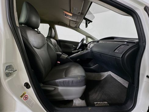 Used 2013 Toyota Prius Prime Advanced image 30