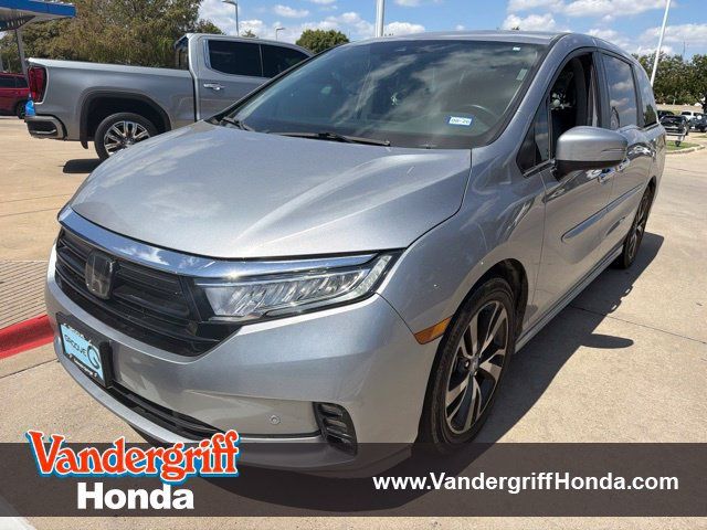 Certified 2024 Honda Odyssey Touring image 1
