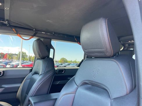 Used 2023 Ford Bronco Badlands w/ Sasquatch Package AWD/4WD image 20