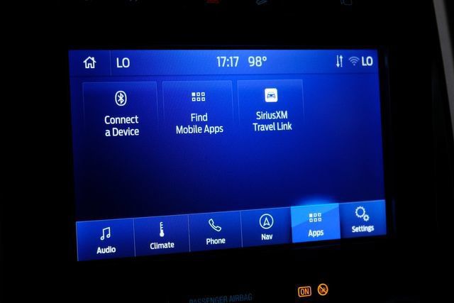 Used 2021 Ford F350 Lariat w/ Lariat Ultimate Package AWD/4WD image 38