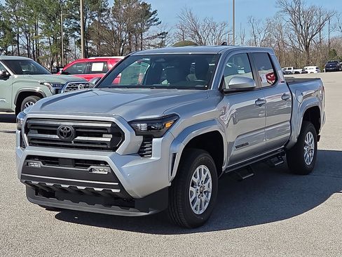 New 2026 Toyota Tacoma SR5 AWD/4WD image 2