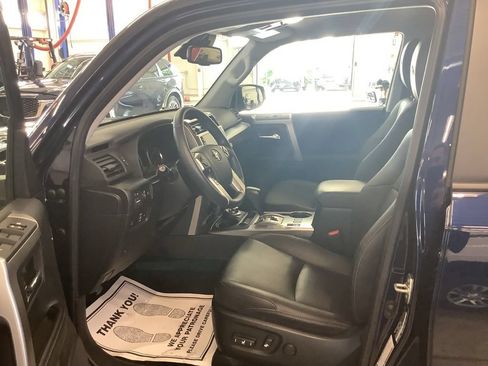 Used 2023 Toyota 4Runner TRD Sport w/ Technology Package AWD/4WD image 14