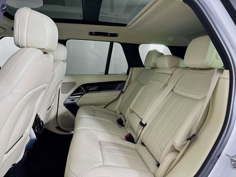 Certified 2024 Land Rover Range Rover SE AWD/4WD image 22