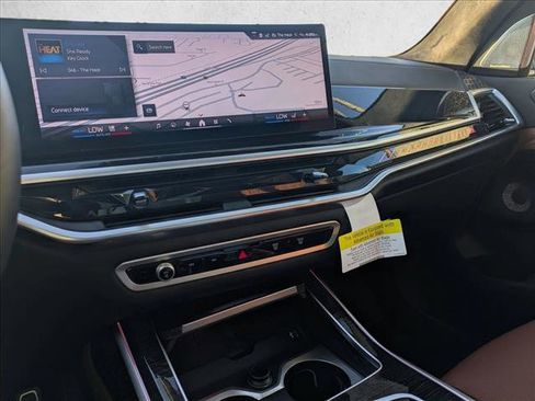 Used 2025 BMW X7 M60i w/ Executive Package image 15