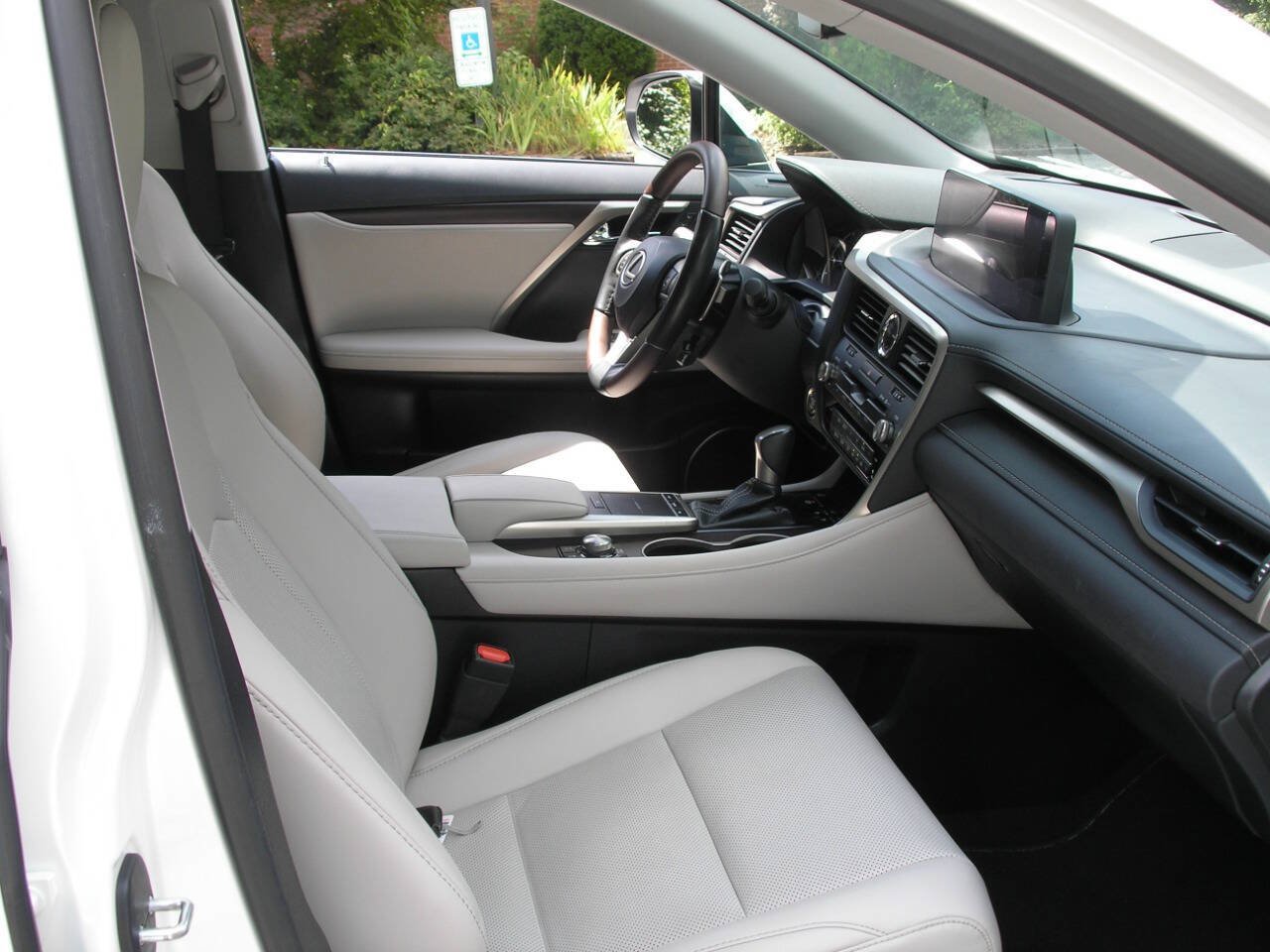 Used 2021 Lexus RX 350 AWD w/ Premium Package image 10