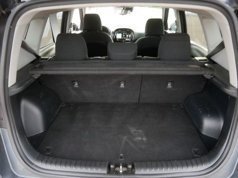 Used 2021 Kia Soul EX image 11