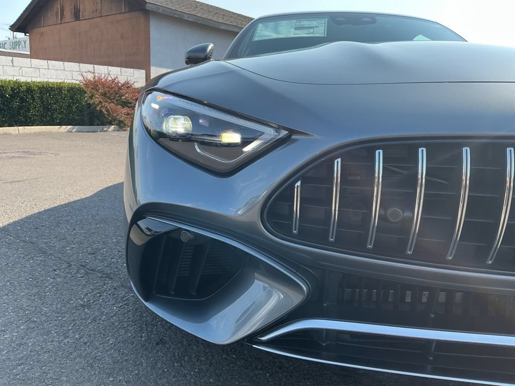 New 2026 Mercedes-Benz SL 63 AMG 4MATIC image 3