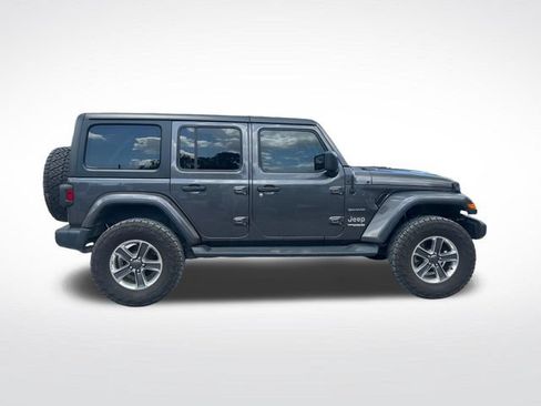 Used 2020 Jeep Wrangler Unlimited Sahara AWD/4WD image 12
