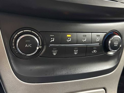 Used 2015 Nissan Sentra SV w/ Protection Package image 20