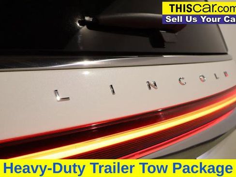 Used 2022 Lincoln Navigator Reserve image 14