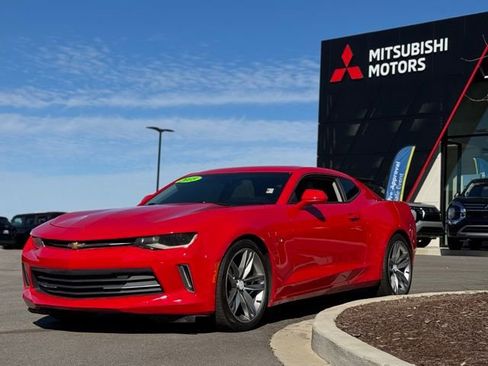 Used 2018 Chevrolet Camaro LT w/ RS Package image 8
