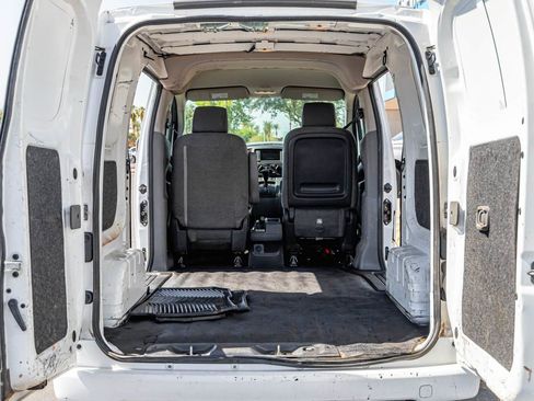 Used 2020 Nissan NV200 SV FWD image 6