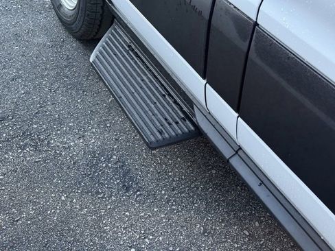 New 2025 Ford Transit 350 XLT image 23