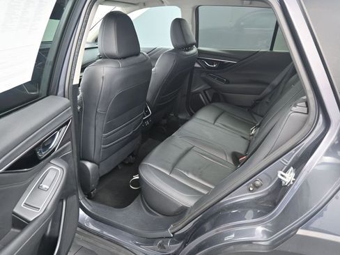Used 2023 Subaru Outback Touring AWD/4WD image 18