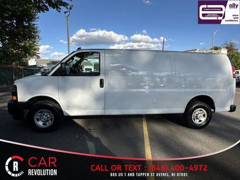 Used 2023 Chevrolet Express 2500 Extended w/ Driver Convenience Package image 4