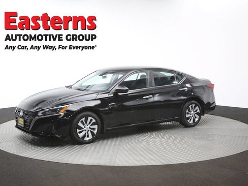 Used 2023 Nissan Altima 2.5 S FWD image 56