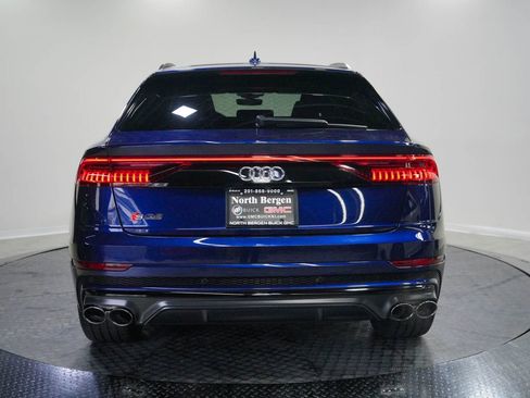 Used 2023 Audi SQ8 Premium Plus w/ SQ8 Luxury Package AWD/4WD image 7