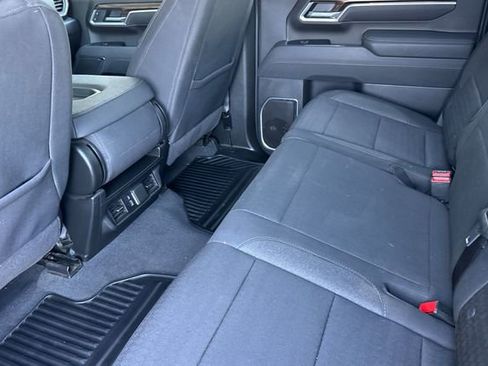 Used 2025 Chevrolet Silverado 2500 LT w/ Convenience Package image 14