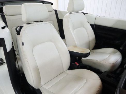 Used 2007 Volkswagen Beetle Triple White Edition image 12
