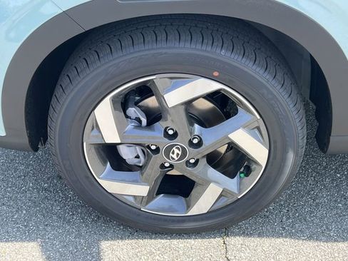 New 2026 Hyundai Venue SEL FWD image 11