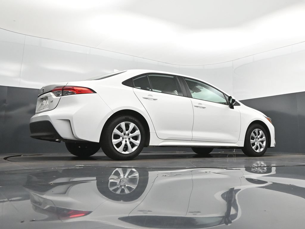 Used 2024 Toyota Corolla LE FWD image 42