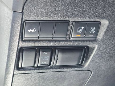 Used 2020 Nissan Armada SL w/ Premium Package RWD image 16