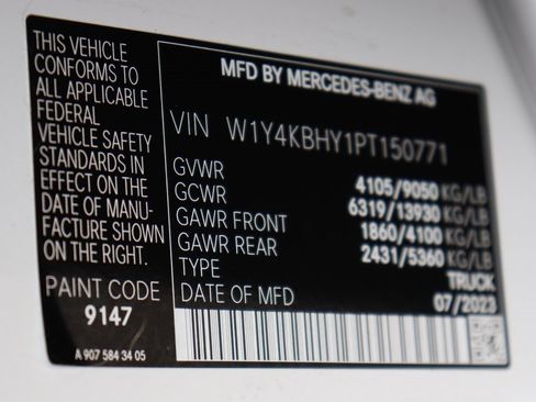 Used 2023 Mercedes-Benz Sprinter 144 Cargo image 45