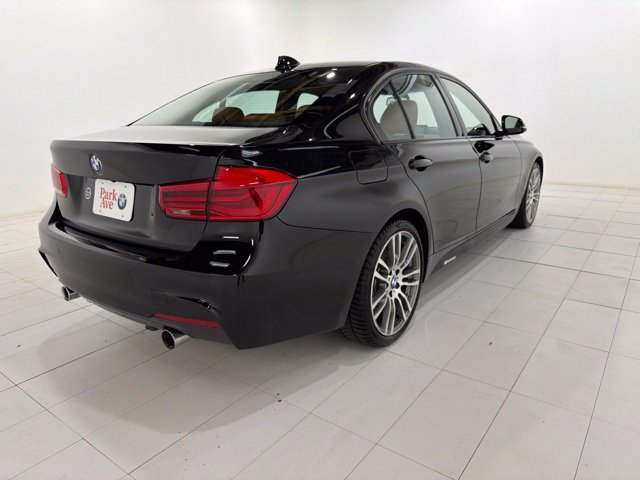 Used 2018 BMW 340i xDrive Sedan AWD/4WD image 5