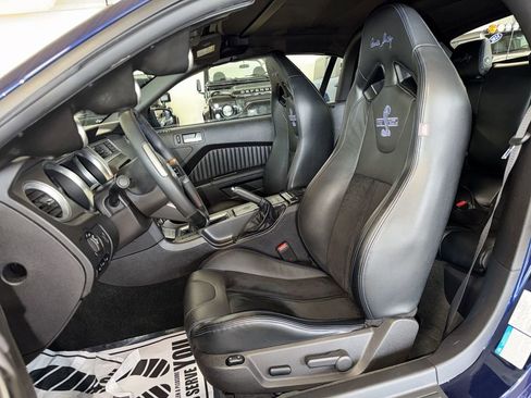 Used 2012 Ford Mustang Shelby GT500 RWD image 13