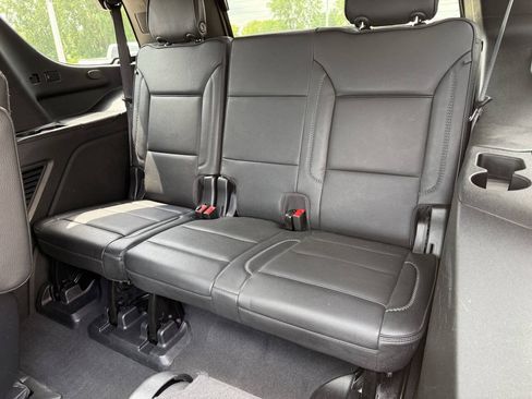 Used 2023 GMC Yukon Denali AWD/4WD image 7