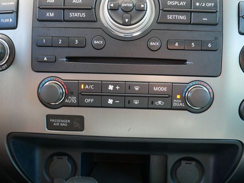 Used 2015 Nissan Armada SV RWD image 23