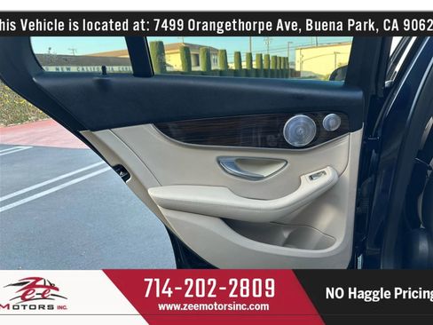 Used 2015 Mercedes-Benz C 300 4MATIC Sedan image 48