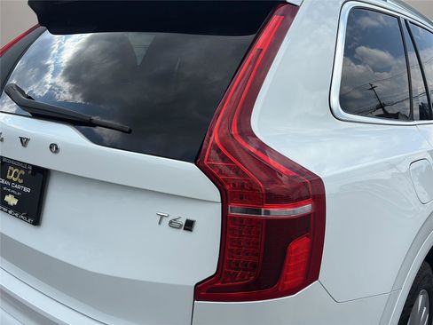 Used 2018 Volvo XC90 T6 Momentum w/ Convenience Package AWD/4WD image 30