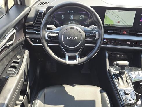 Certified 2024 Kia Sportage EX FWD image 25