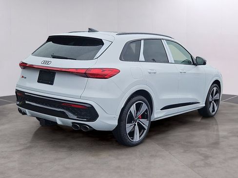 New 2026 Audi SQ5 Prestige AWD/4WD image 3