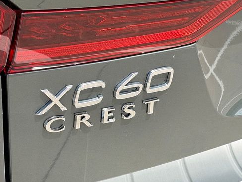 New 2026 Volvo XC60 B5 Ultra w/ Protection Package Premier AWD/4WD image 8