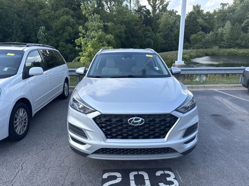 Used 2019 Hyundai Tucson SEL AWD/4WD image 2