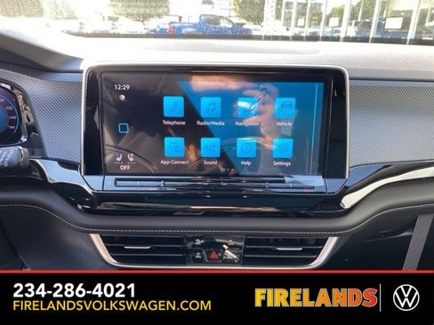 New 2026 Volkswagen Atlas Cross Sport SEL Premium R-Line image 37