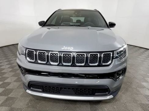 Used 2024 Jeep Compass Limited w/ Sun and Sound Group AWD/4WD image 11